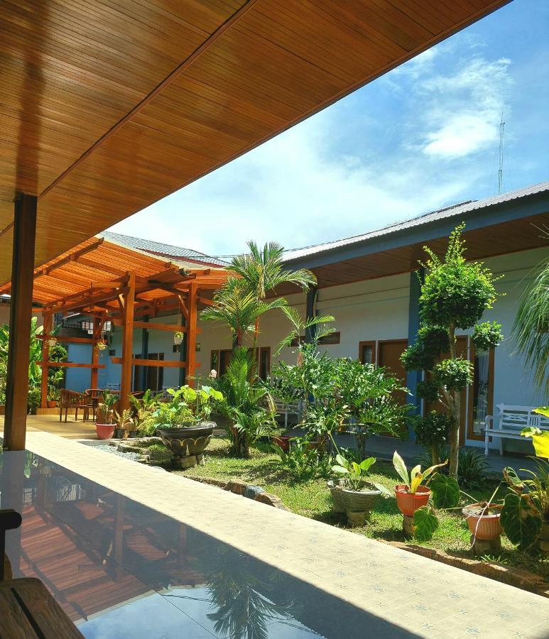 Oasis Hotel Ampana Ngoại thất bức ảnh