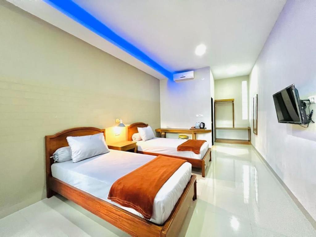 Oasis Hotel Ampana Ngoại thất bức ảnh